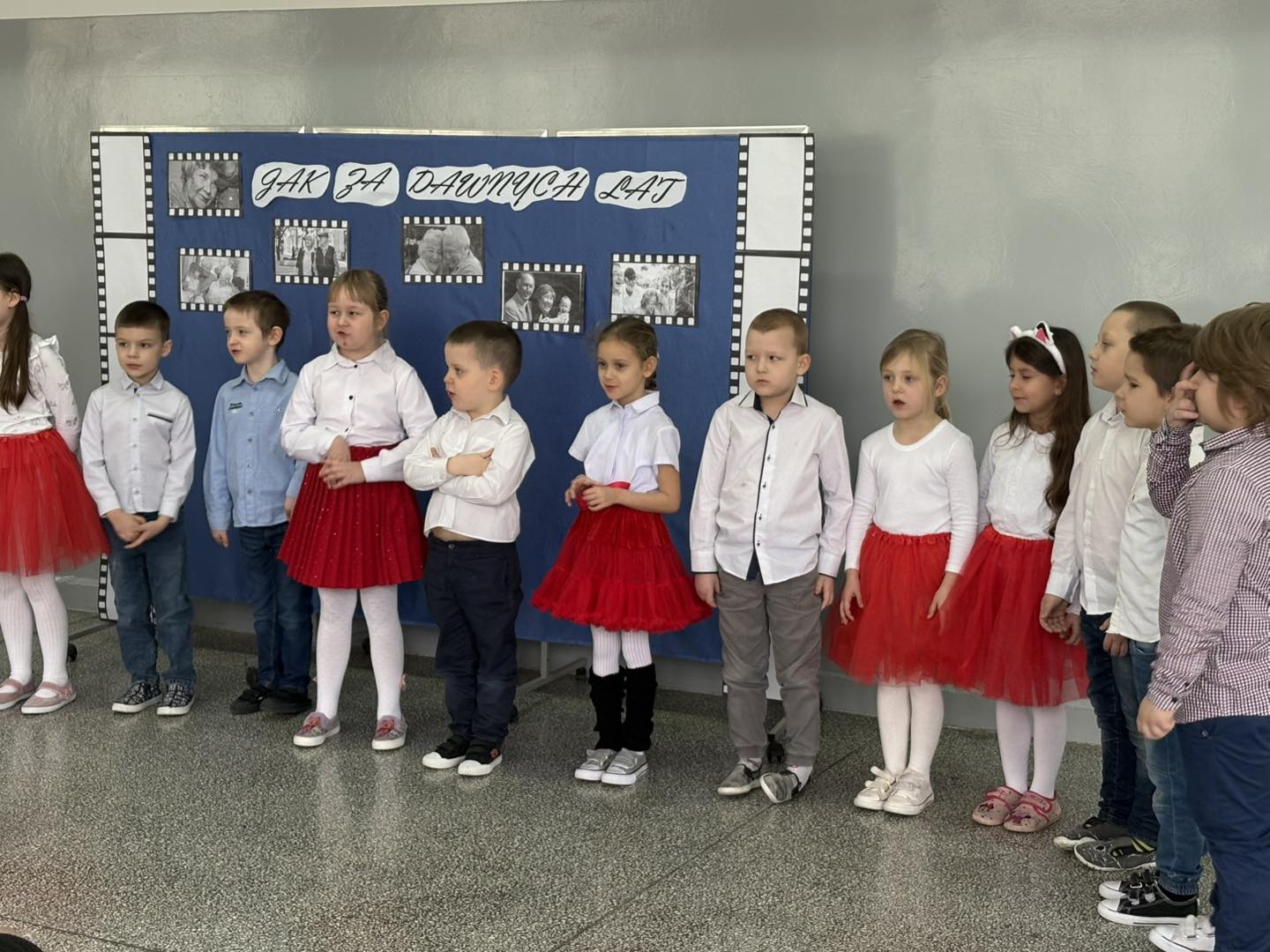Dzień Babci i Dziadka w oddziale przedszkolnym.